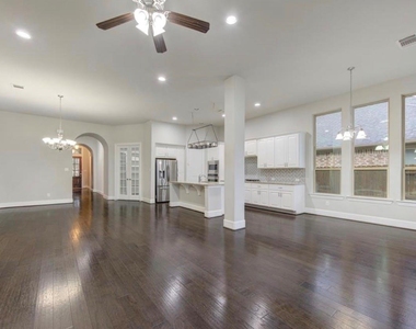 29419 Wood Lily Dr - Photo Thumbnail 21