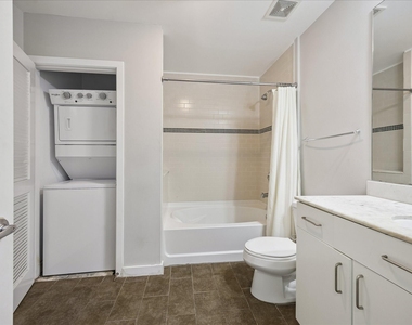 5925 Almeda Road - Photo Thumbnail 7