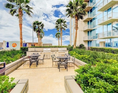 5925 Almeda Road - Photo Thumbnail 13
