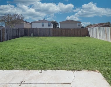12934 Kingston Point Lane - Photo Thumbnail 26