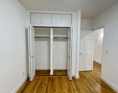 440 East 78th Street, 2D - Photo Thumbnail 7