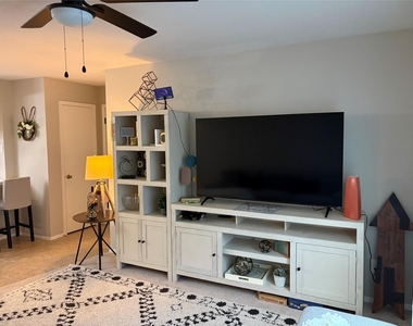 14555 Wunderlich Drive - Photo Thumbnail 5