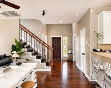 167 N Wynnoak Circle - Photo Thumbnail 7