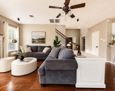 167 N Wynnoak Circle - Photo Thumbnail 6