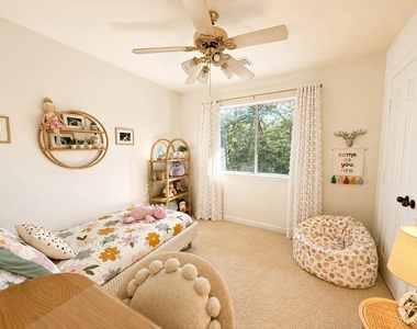 167 N Wynnoak Circle - Photo Thumbnail 14