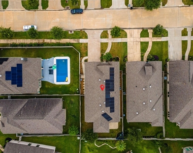 2116 Blackhawk Ridge Lane - Photo Thumbnail 9