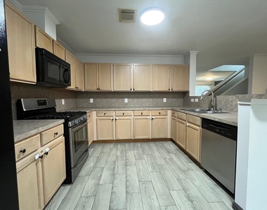 21119 Brae Point Court - Photo Thumbnail 1