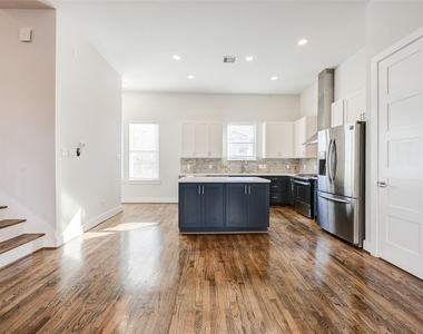 1603 Colorado Street - Photo Thumbnail 10