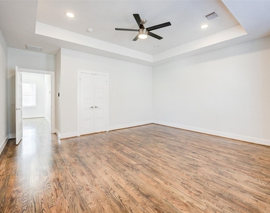1603 Colorado Street - Photo Thumbnail 11