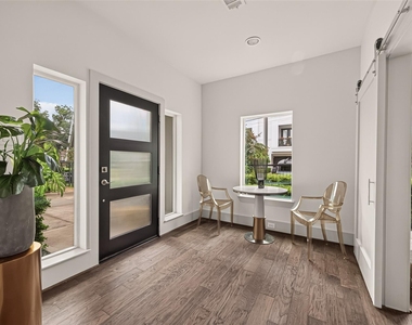 1604 Ovid Street - Photo Thumbnail 7