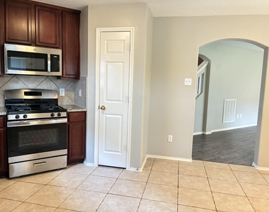 12402 Ravens Chase Lane - Photo Thumbnail 12