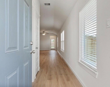 2971 Colonia Blossom Lane - Photo Thumbnail 15