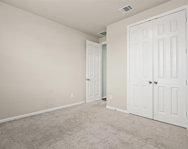 2108 Sweet Bay Drive - Photo Thumbnail 14