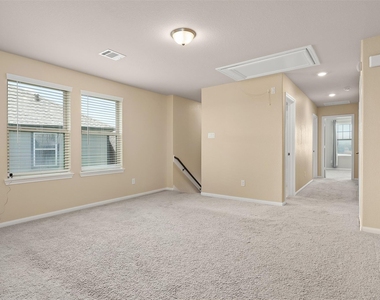 2108 Sweet Bay Drive - Photo Thumbnail 16
