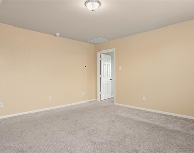 2108 Sweet Bay Drive - Photo Thumbnail 18