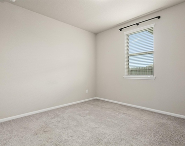 2108 Sweet Bay Drive - Photo Thumbnail 13