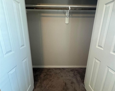 149 Camelot Place Court - Photo Thumbnail 19