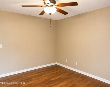 2117 Patty Circle Ne - Photo Thumbnail 7