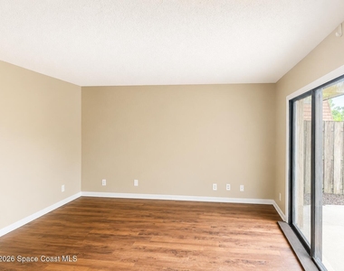2117 Patty Circle Ne - Photo Thumbnail 4