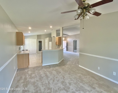 2087 Deercroft Drive - Photo Thumbnail 9