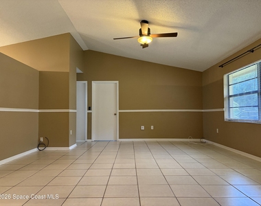 834 Croton Road - Photo Thumbnail 5