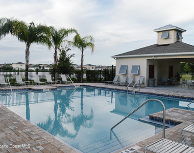 2712 Golden Trout Lane - Photo Thumbnail 24