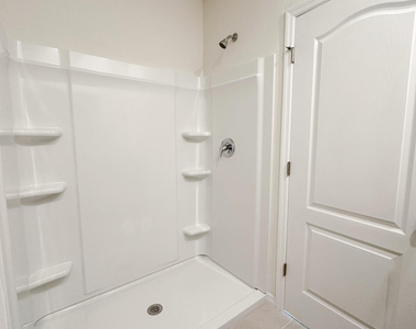 2712 Golden Trout Lane - Photo Thumbnail 14