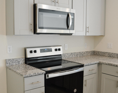 2712 Golden Trout Lane - Photo Thumbnail 8