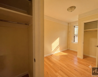 Jane St - Photo Thumbnail 2