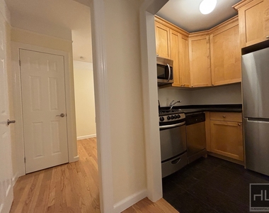 Jane St - Photo Thumbnail 4