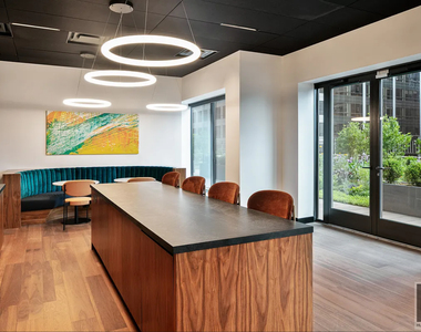 West 56th Street - Photo Thumbnail 7