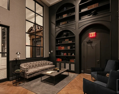 Wall Street - Photo Thumbnail 9