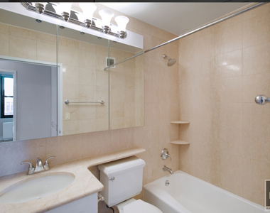 East 31st Street - Photo Thumbnail 4