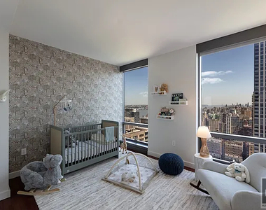 West 67th Street - Photo Thumbnail 4