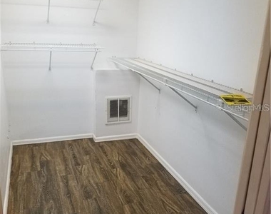 9510 Harbor Greens Way - Photo Thumbnail 11