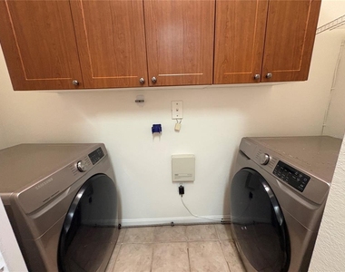 2277 Chianti Place - Photo Thumbnail 9