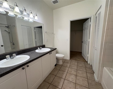 2277 Chianti Place - Photo Thumbnail 12