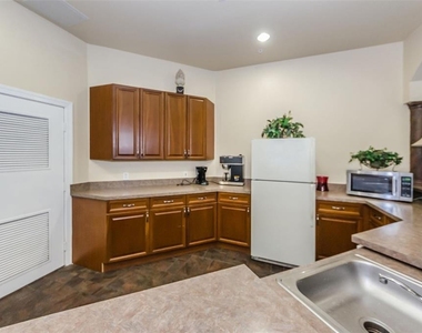 2277 Chianti Place - Photo Thumbnail 34