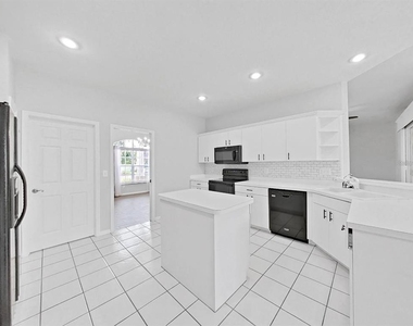 3307 Kilmer Place - Photo Thumbnail 8