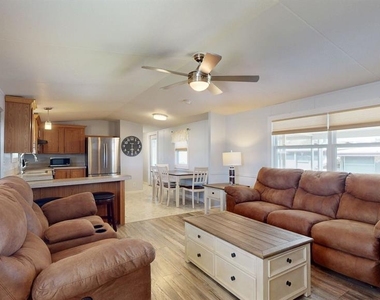 10728 Poplar Street Ne - Photo Thumbnail 16