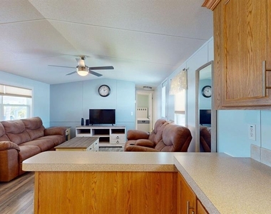 10728 Poplar Street Ne - Photo Thumbnail 11