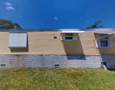 10728 Poplar Street Ne - Photo Thumbnail 48