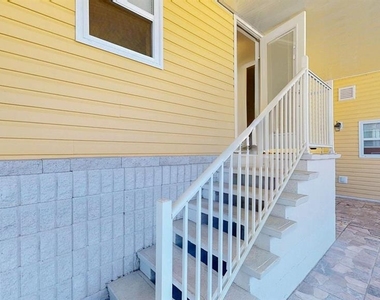 10728 Poplar Street Ne - Photo Thumbnail 43
