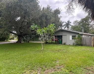 2030 Healy Drive - Photo Thumbnail 24