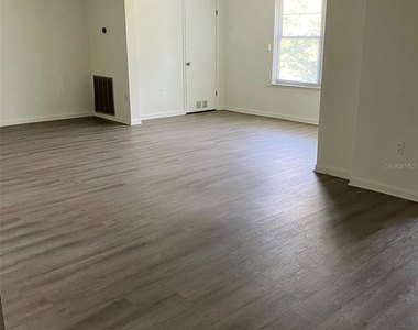 5660 80th Street N - Photo Thumbnail 5