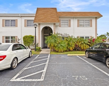 379 S Mcmullen Booth Road - Photo Thumbnail 4
