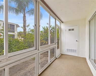 379 S Mcmullen Booth Road - Photo Thumbnail 7