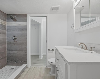 379 S Mcmullen Booth Road - Photo Thumbnail 34