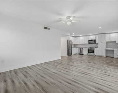 379 S Mcmullen Booth Road - Photo Thumbnail 25