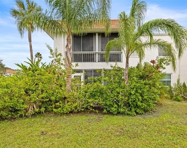 379 S Mcmullen Booth Road - Photo Thumbnail 5